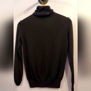 Moda International Silk and Cashmere Black Turtle Neck Sweater Small (W12)